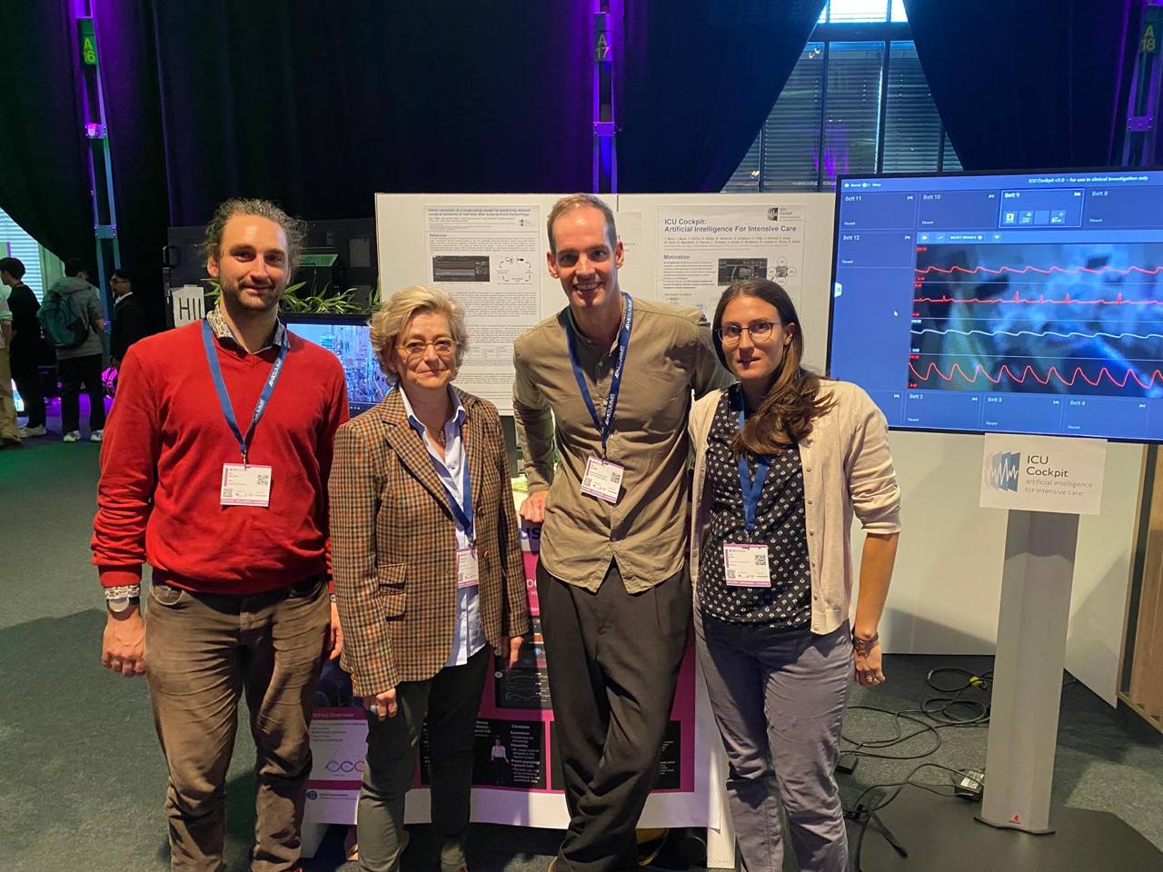 Kay, Emanuela, Jan and Una at our ICU cockpit stand.